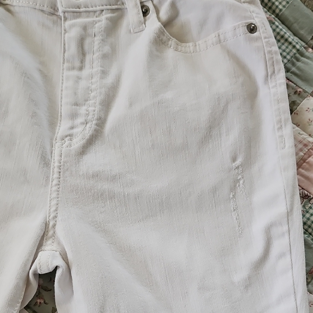 INC International Concepts- Distressed High-Rise Crop Jeans- Size 2 - Picture 9 of 9